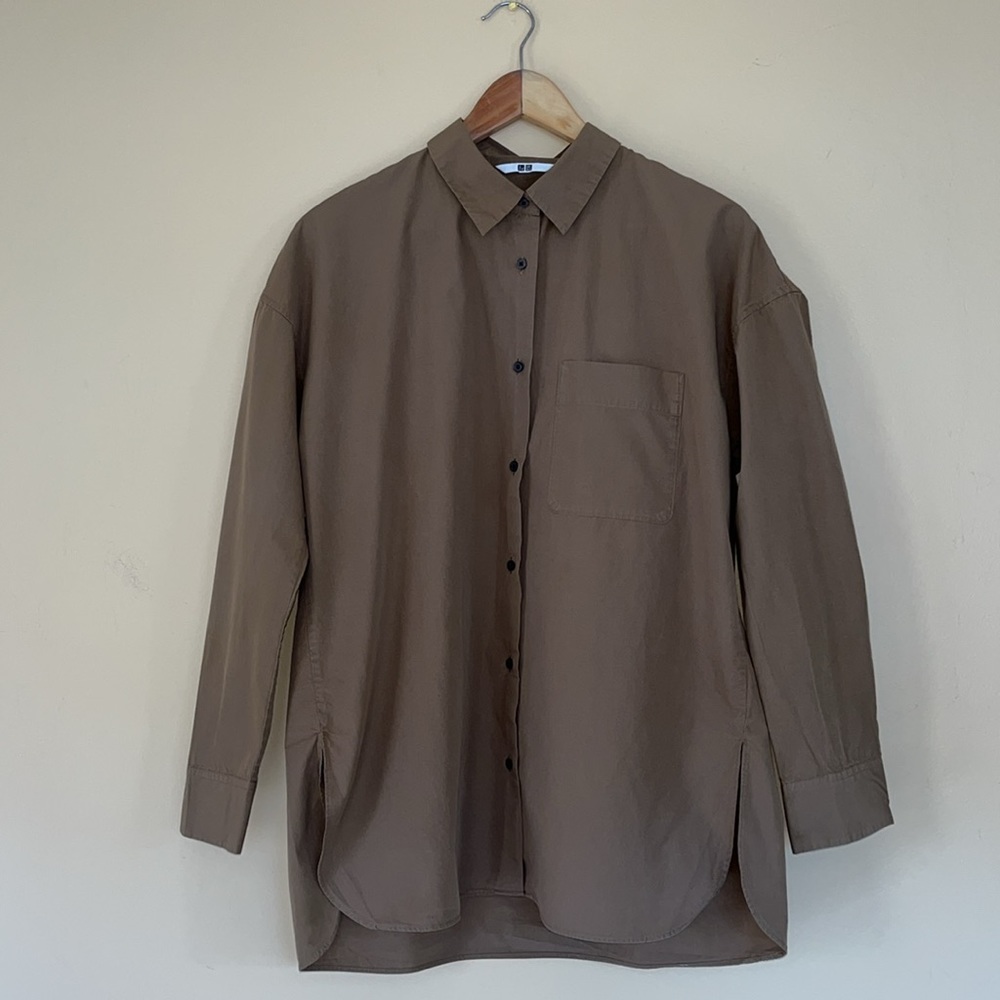 NWOT Uniqlo Tan Button Up Cotton Long Sleeve Shirt